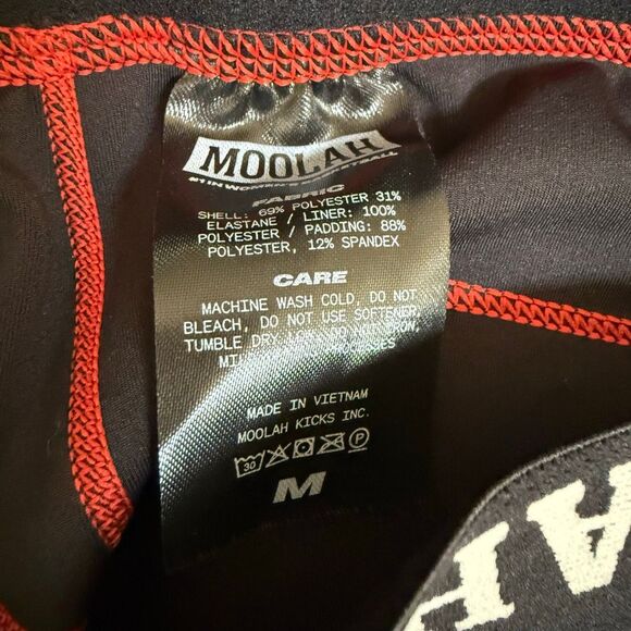 Moolah Kicks Women's Black Padded Compression Shorts Active Elastic Sz M NWOT - Picture 4 of 4